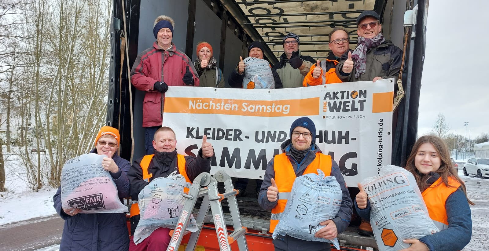 50. Kolping-Kleidersammlung Aktion Eine Welt – Motivierte Helfer bei Eis und Schnee